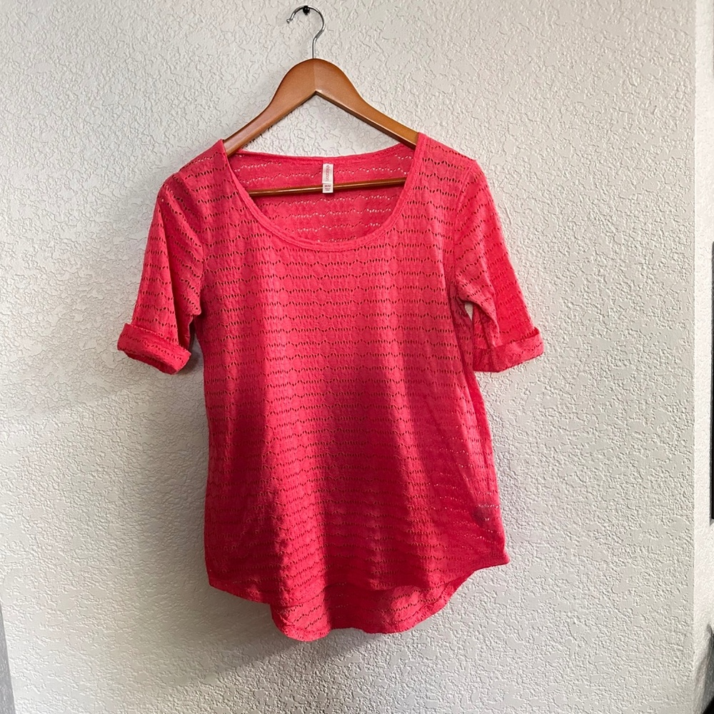 Xhilaration Coral Eyelet Polled Sleeve Blouse Size M